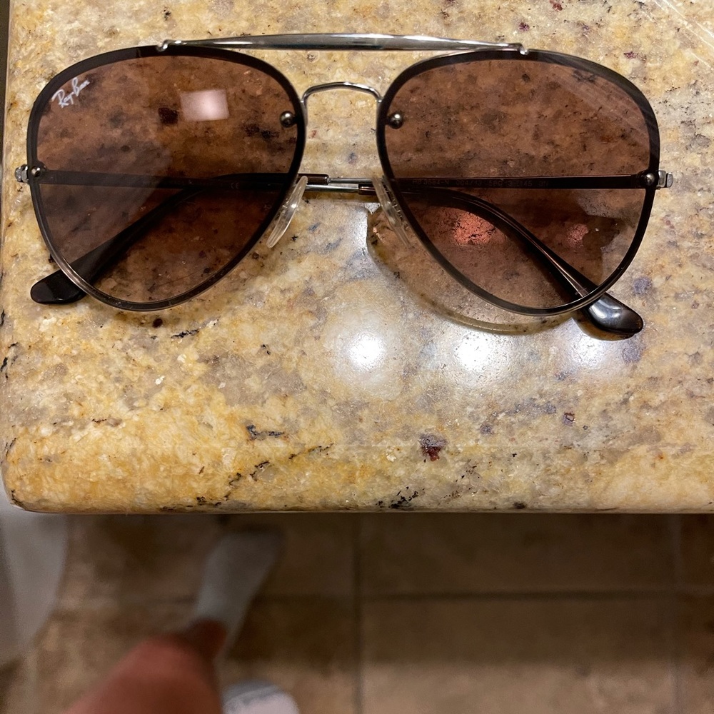 Ray bans aviator